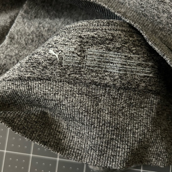 Puma Gray Sports Bra with Wide Straps and Stretch Fabric - Picture 5 of 5